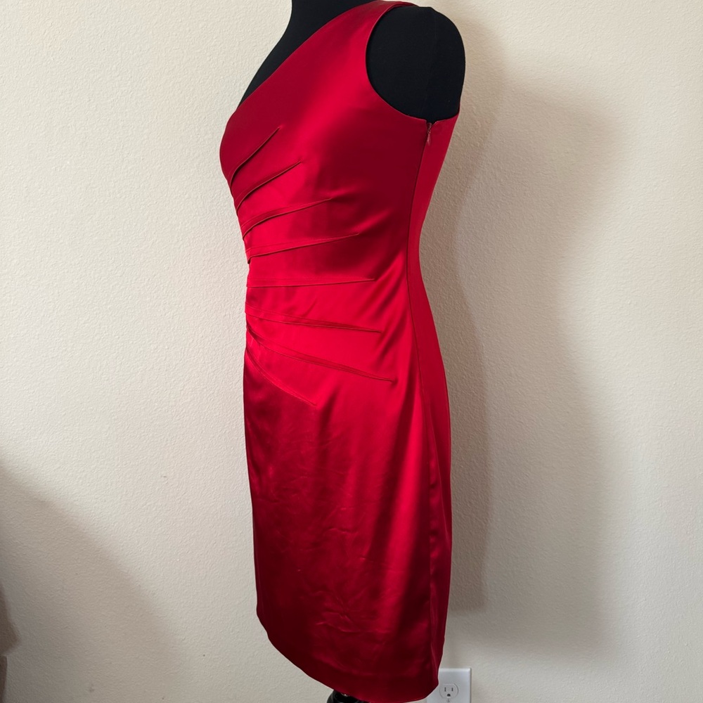 Guess Elegant Shiny Red One-Shoulder Dress Size 6 - Picture 2 of 8